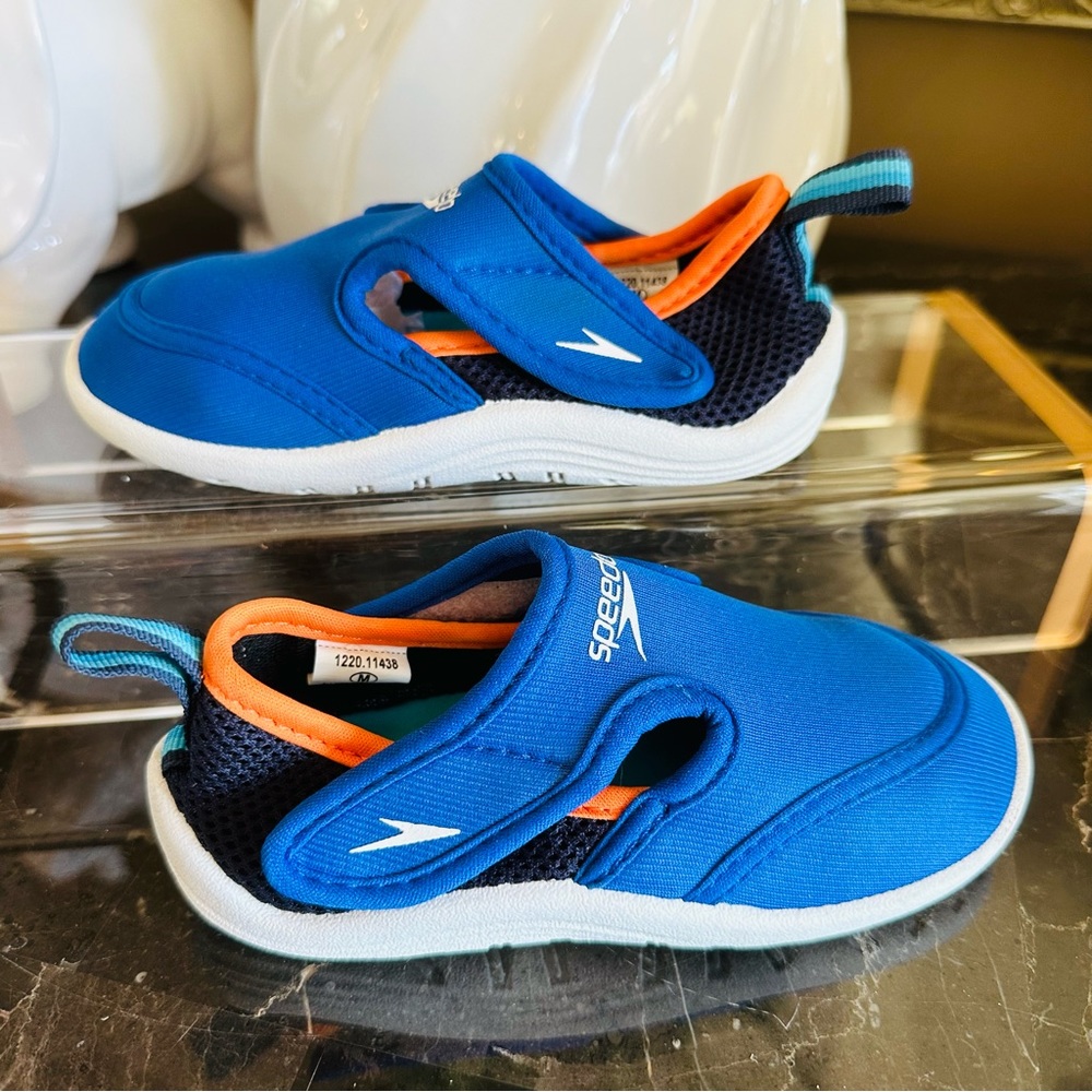 SPEEDO TODDLER HYBRID WATER SHOES SIZE MEDIUM BLUE NEOPRENE 7” LENGTH GREAT